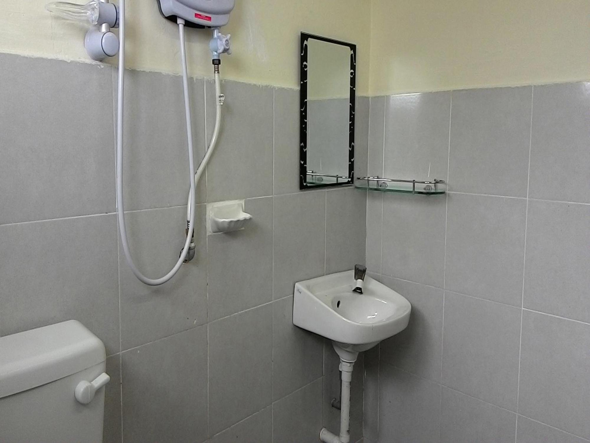 Cityscape Lodge - Penginapan Bajet Yang Mudah, Selesa & Selamat Dengan Wifi Dan Parkir Percuma Serta Layanan Mesra Tambah Servis Memuaskan Lumut Eksteriør billede